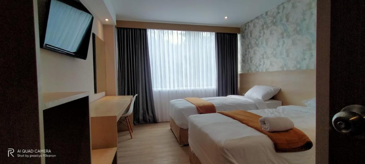 Hotel Lereng Bromo باسوروان المظهر الخارجي الصورة