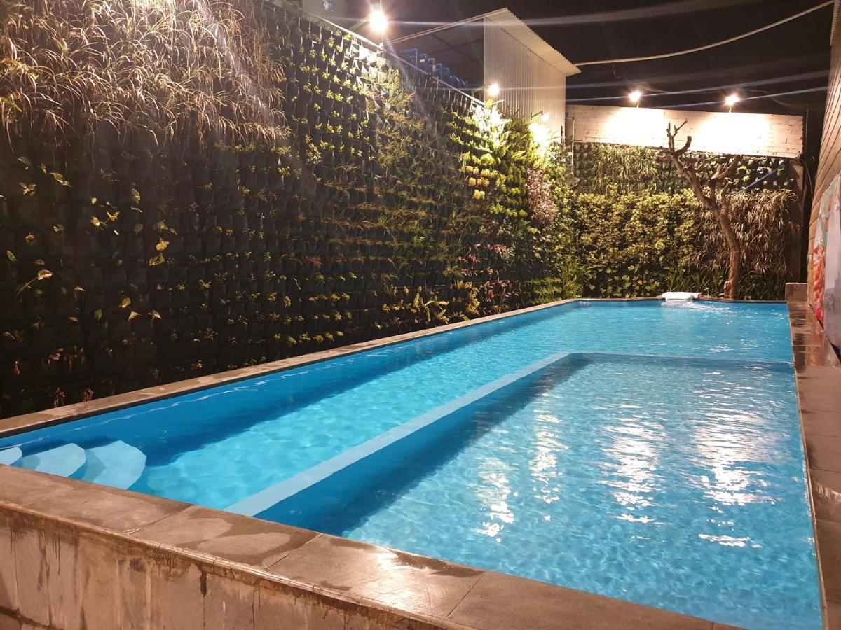 Hotel Lereng Bromo باسوروان المظهر الخارجي الصورة