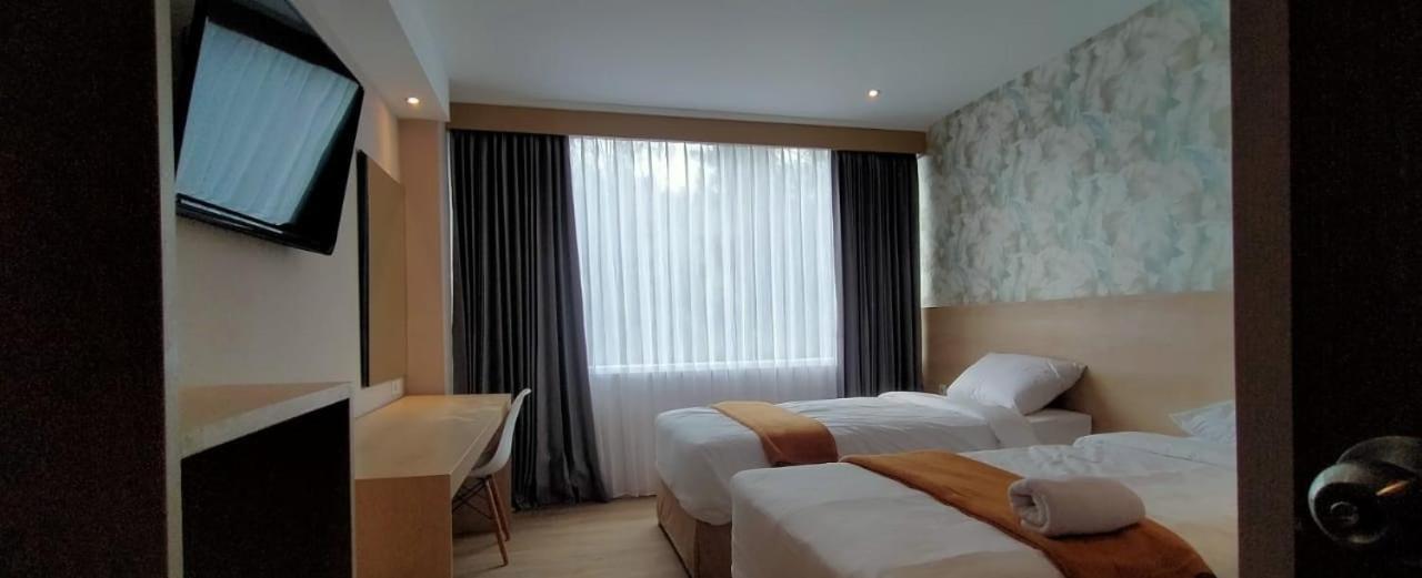 Hotel Lereng Bromo باسوروان المظهر الخارجي الصورة